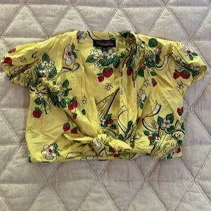 Trashy Diva Berry Chantilly print tie top